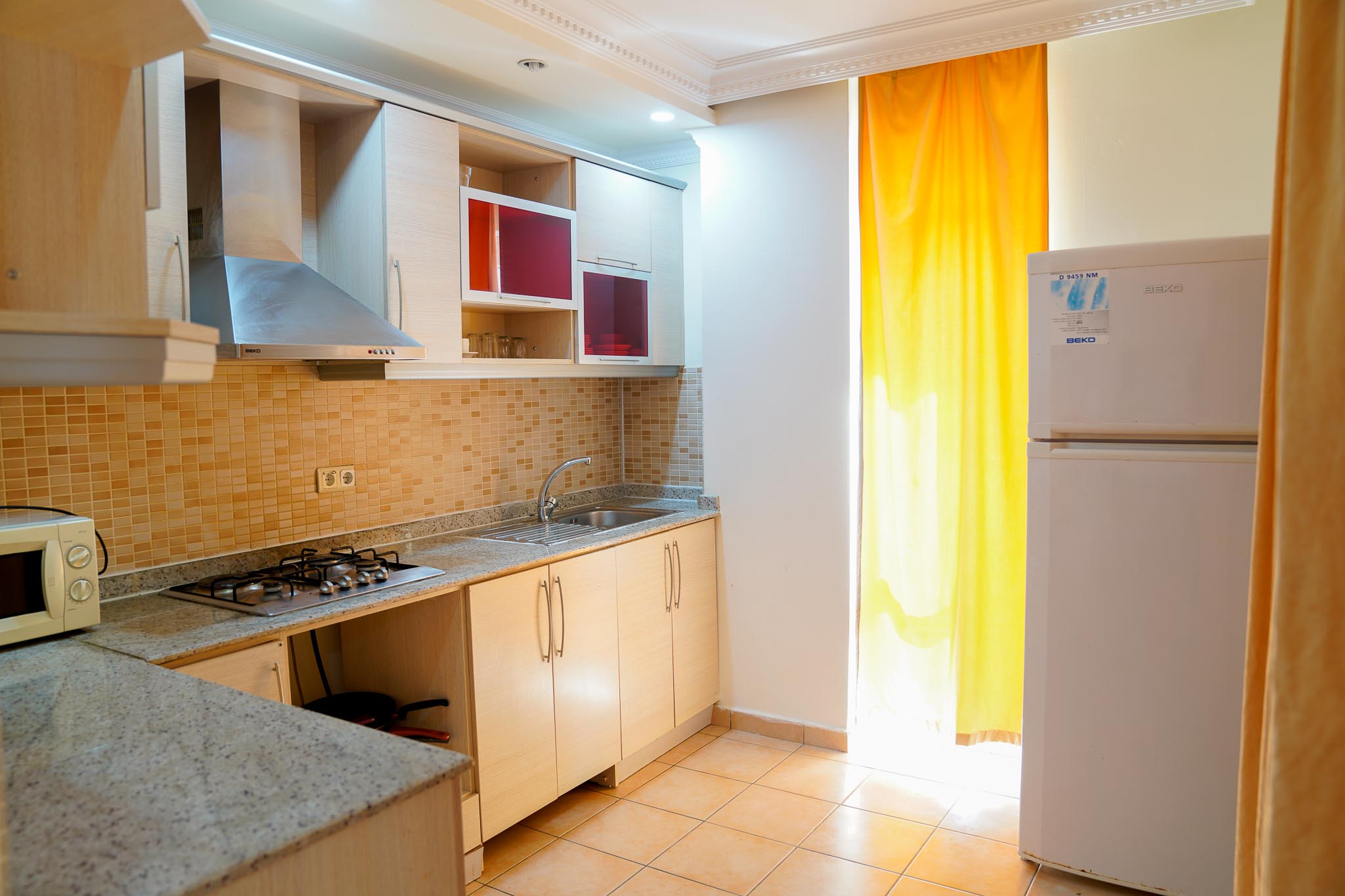 Balkonlu oda manzarası