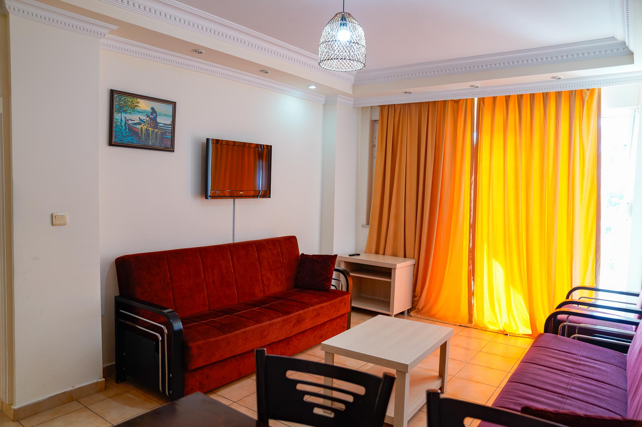 Balkonlu oda manzarası