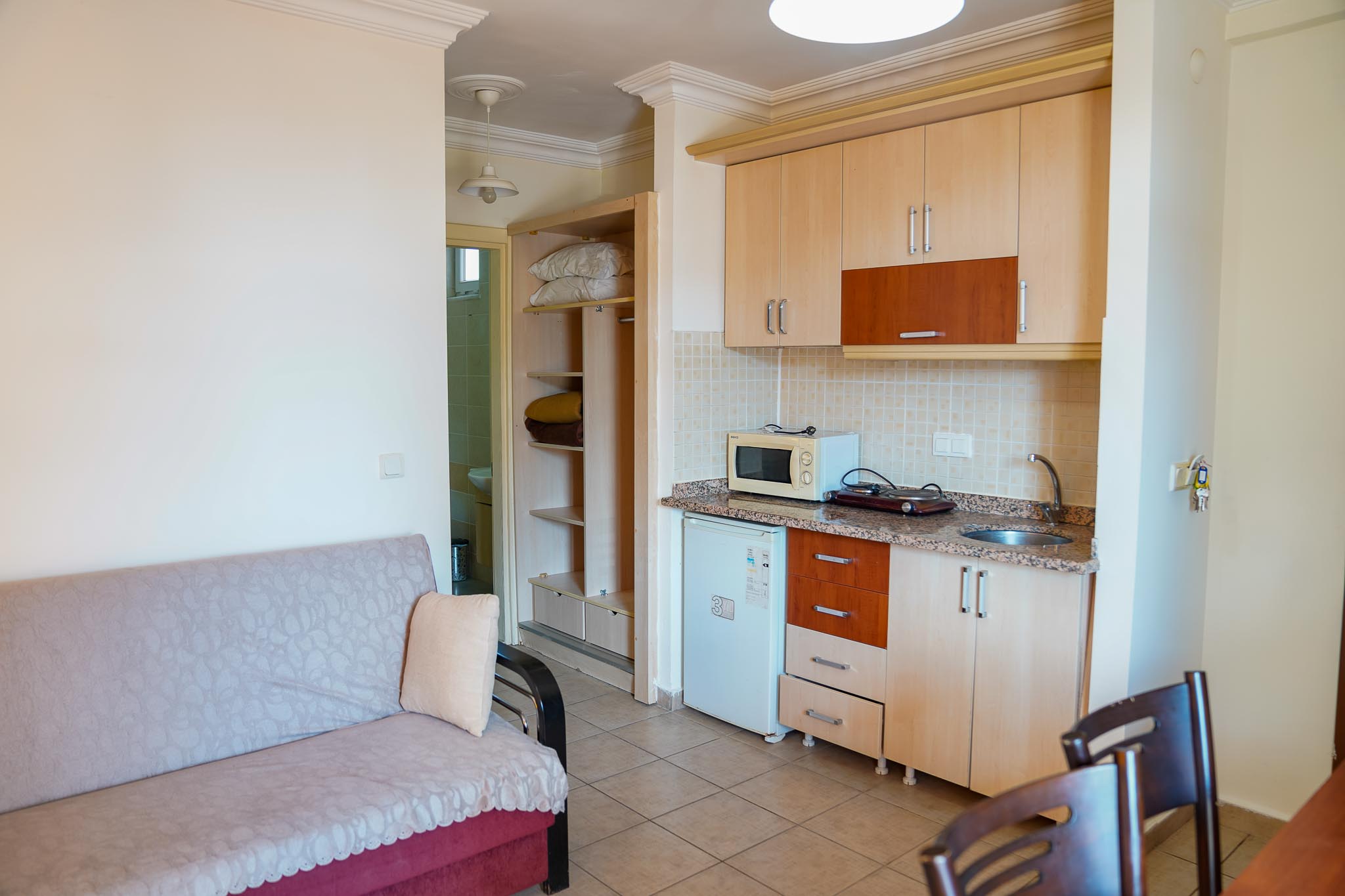 Balkonlu oda manzarası