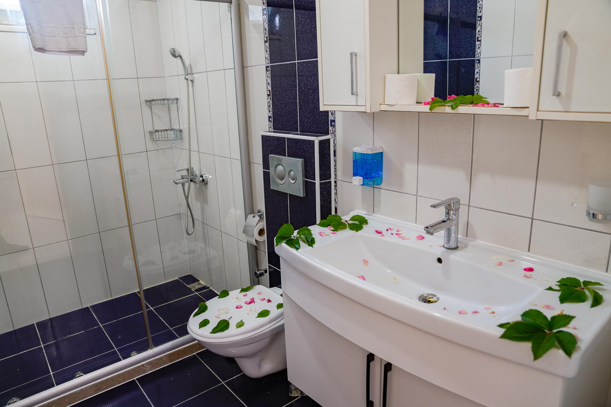 Balkonlu oda manzarası